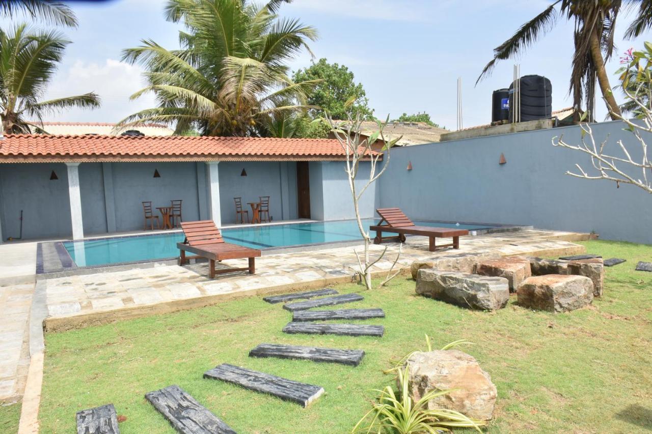 Arrow Beach Resort Boossa Экстерьер фото